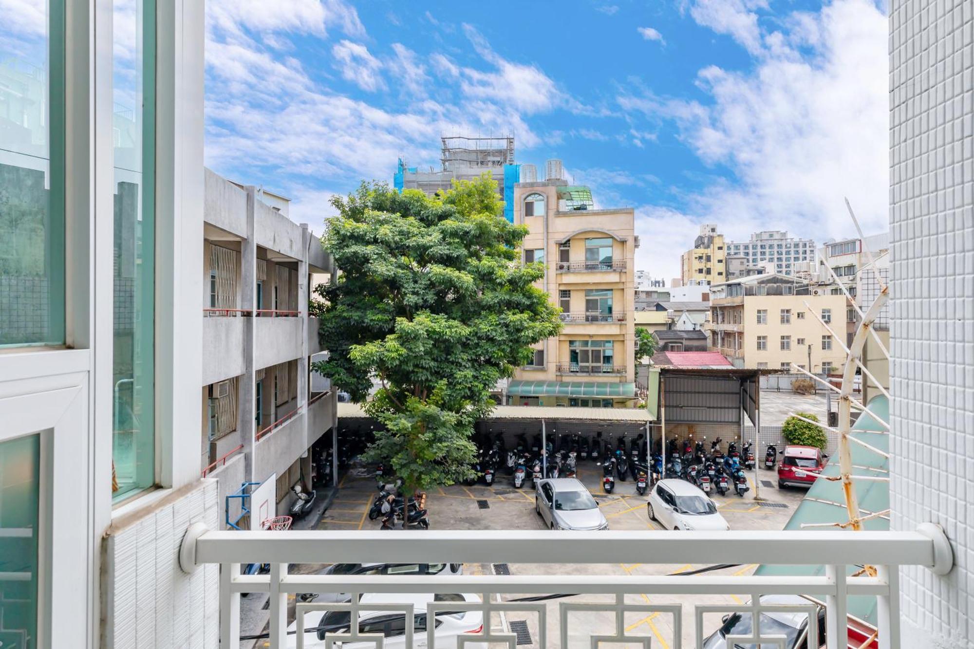32小巷弄 Hotel Tainan Exterior foto