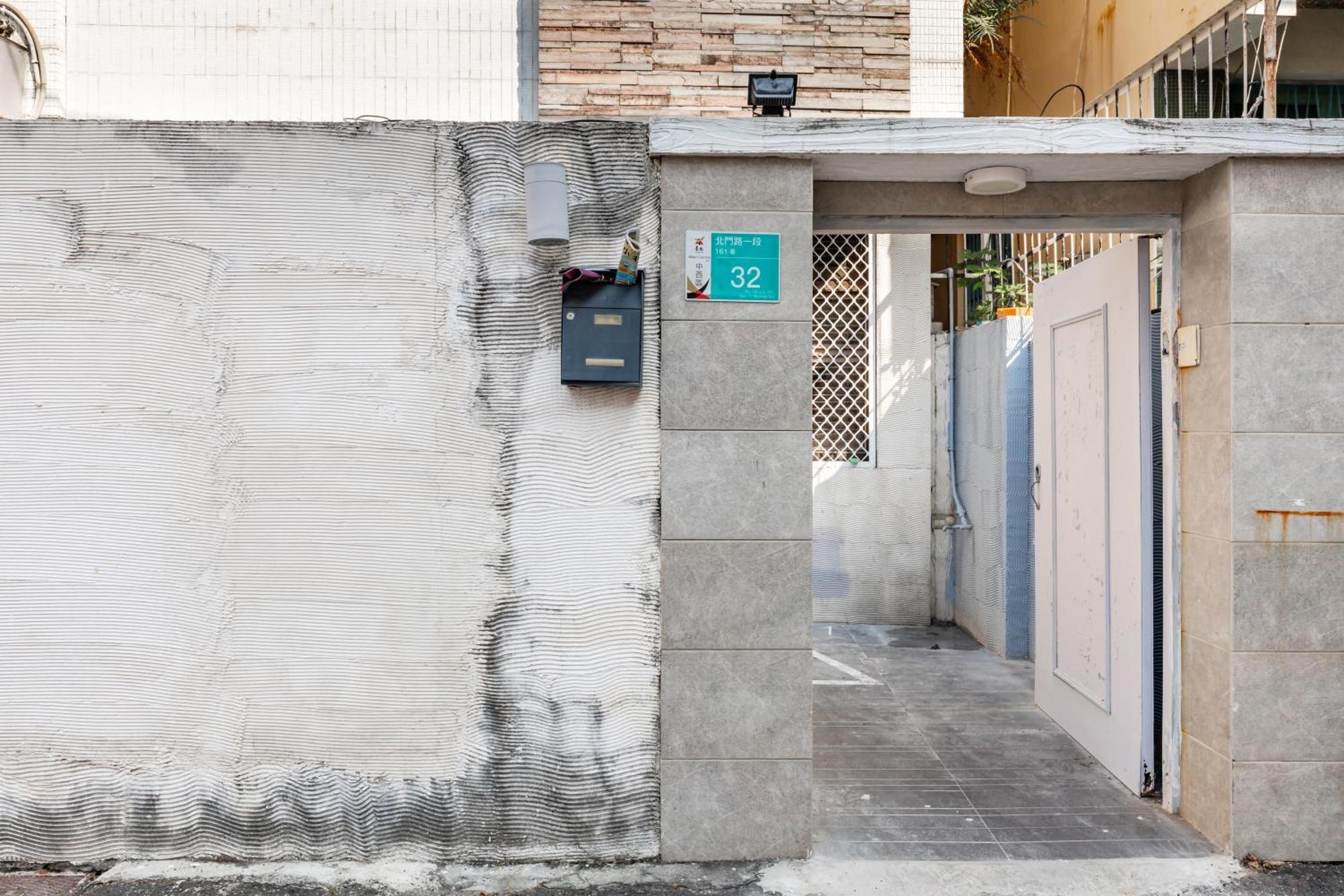 32小巷弄 Hotel Tainan Exterior foto