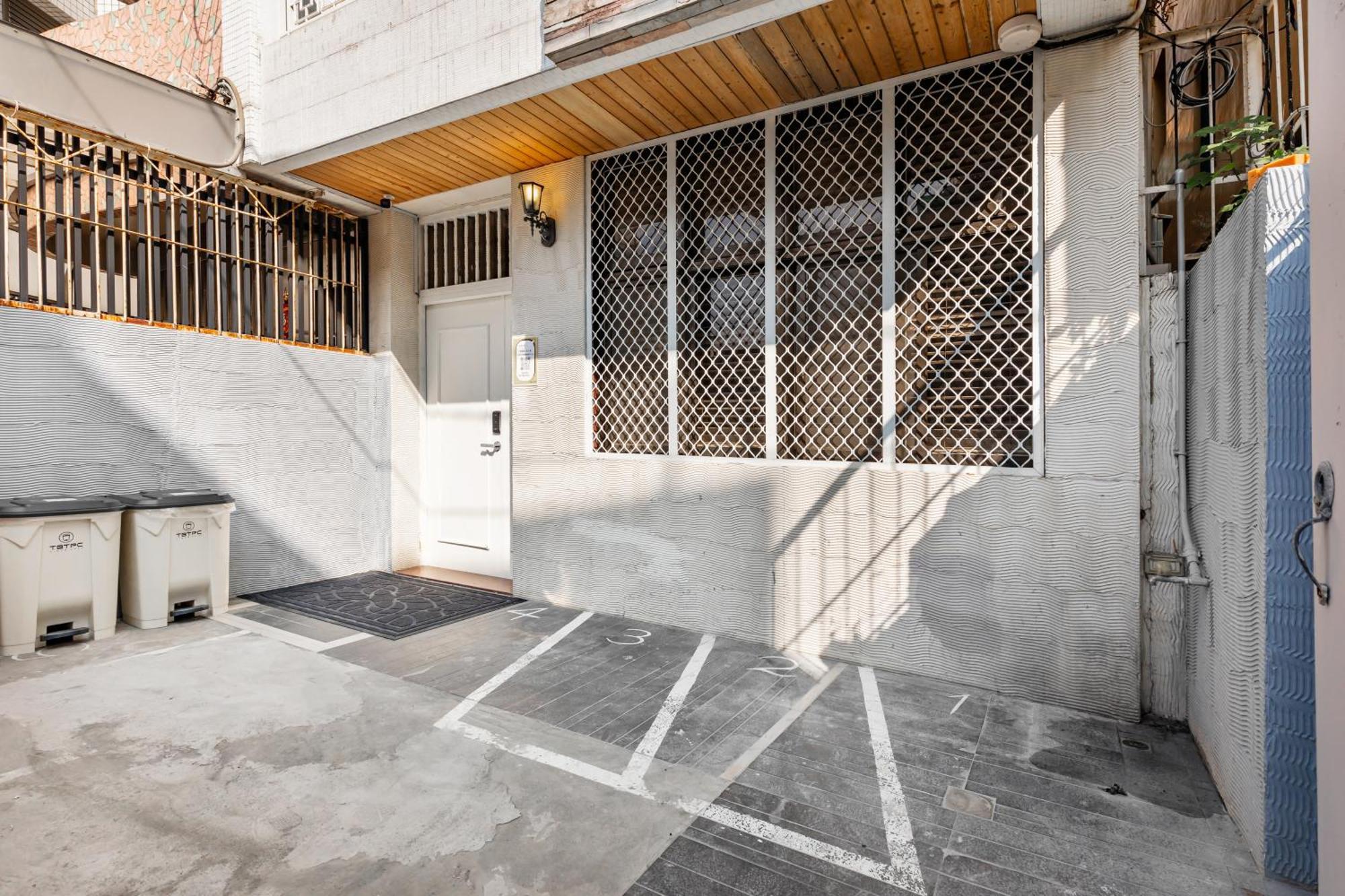32小巷弄 Hotel Tainan Exterior foto
